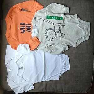 18 Months 4 Piece Top Shirt One-piece Lot American Apparel Carter's